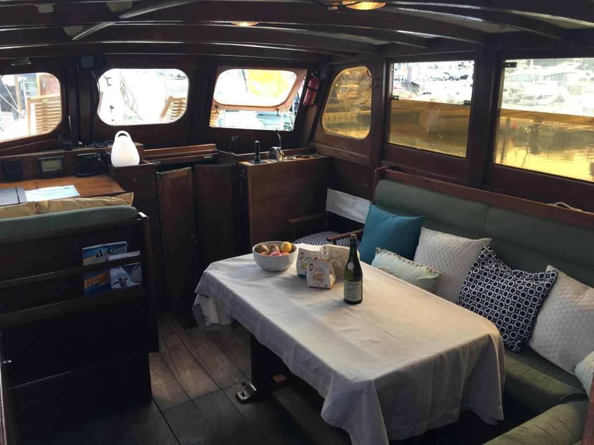 Port Deauville Yacht Vintage Exteriér fotografie